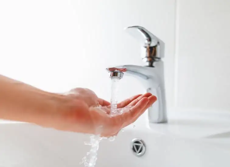 schimmelprotektor_schimmel-im-haus_luftfeuchtigkeit_schimmelentfernung_schimmelgutachten_solingen_fallbeispiele_bild5