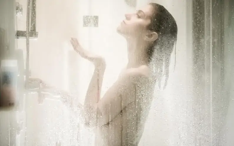 Gefahr aus der Dusche