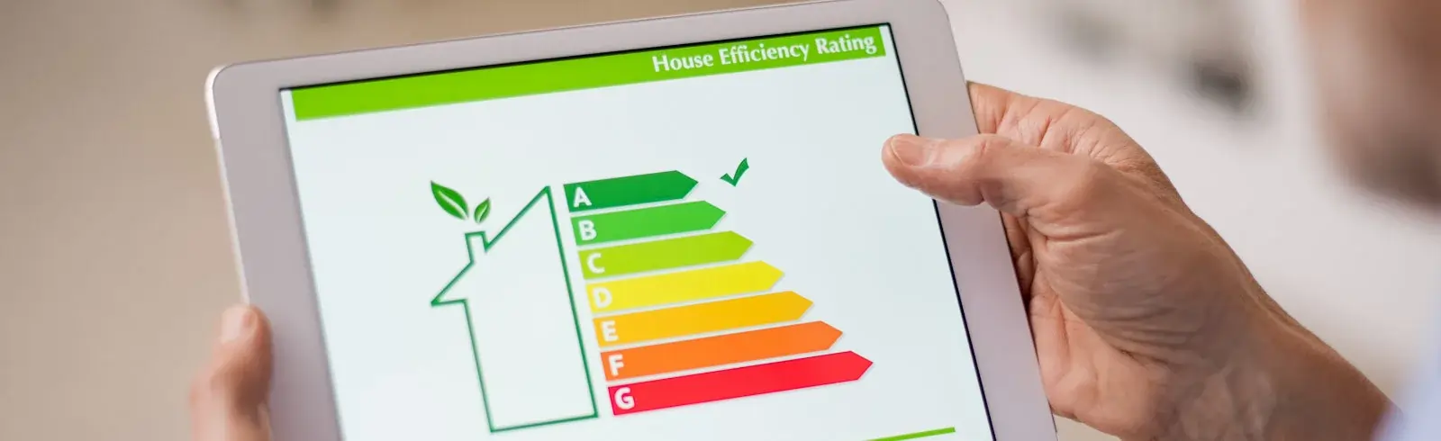 schimmelprotektor_schimmel-im-haus_luftfeuchtigkeit_schimmelentfernung_schimmelgutachten_solingen_blog_fallstudie-wandfeuchte-und-u-wert-messungen