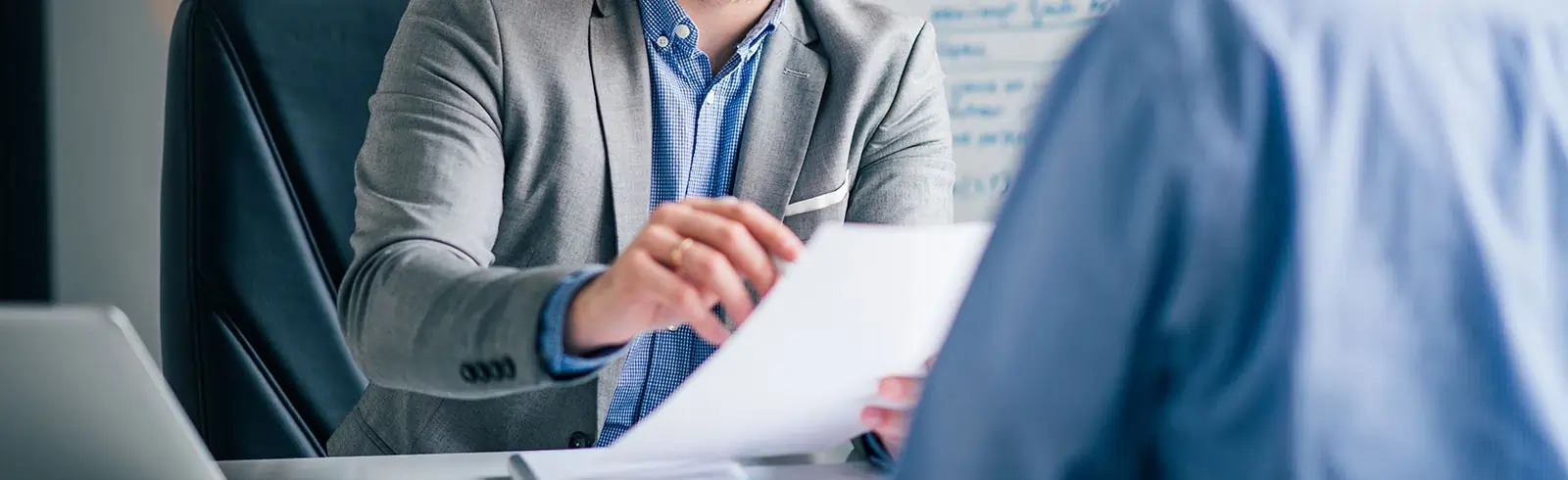 schimmelprotektor_schimmel-im-haus_luftfeuchtigkeit_schimmelentfernung_schimmelgutachten_solingen_blog_fragen_an_rechtsexperten