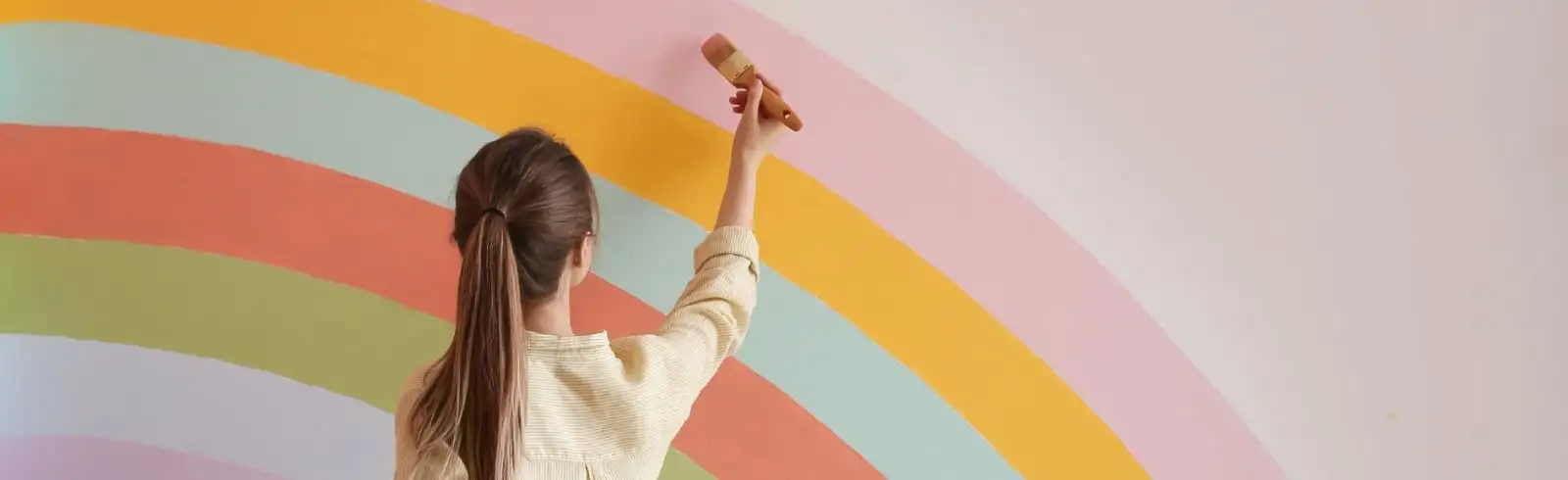 SMART-COLORS, die klimaaktive Wandfarbe, die schon immer für viel Spaß gesorgt hat.